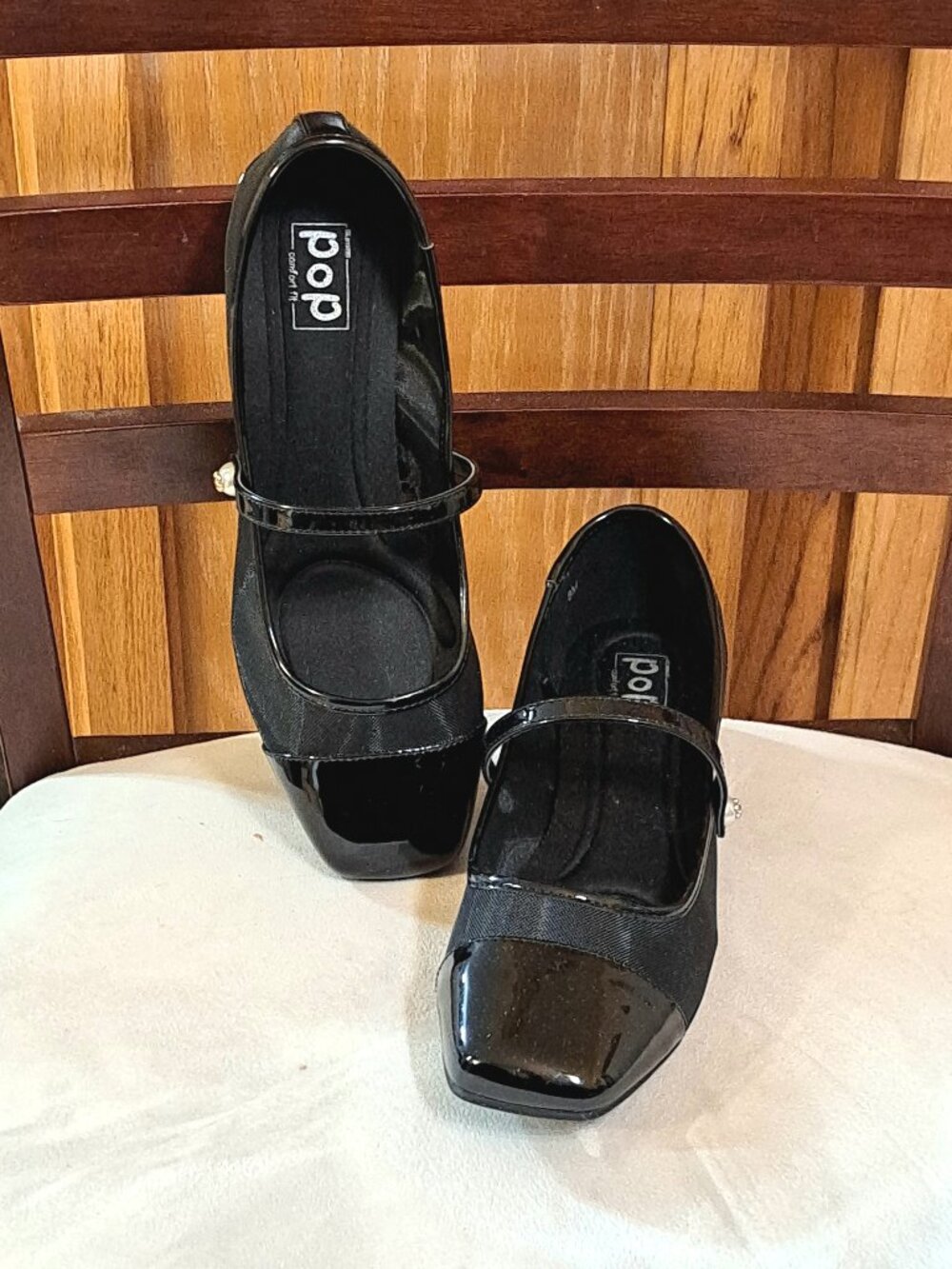Pop Comfort Fit Dressy Flats